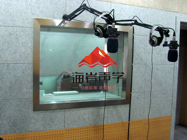 攀枝花经贸旅游学校录音棚